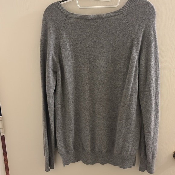 Lightweight cotton Garnet Hill cashmere sweater - Picture 5 of 5